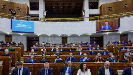 Elutasította a parlament az SNS hatéves önkormányzati választási ciklusról szóló javaslatát