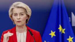 Megvan a szükséges támogatás, szavazást kezdeményezhetnek Ursula von der Leyen ellen