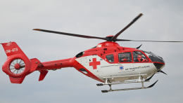 A mentőhelikopter-tender visszavonását követeli, és a közbeszerzési hivatalhoz, illetve a versenyhivatalhoz fordul az SaS