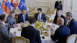 A PS, a Slovensko és az SaS is támogatja a védelmi kiadások növelését