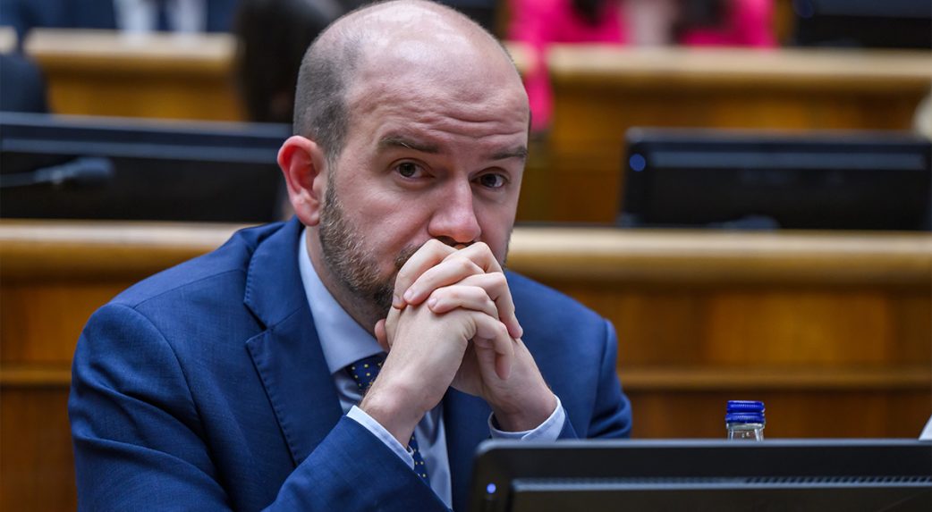 Martin Dubécit választották meg a képviselők a parlament alelnökévé