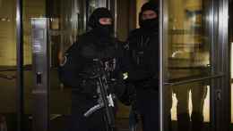 Országos razzia indult Szlovákiában a szervezett bűnözés felszámolására