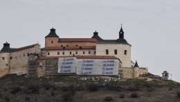 A hétfői vihar megrongálta Krasznahorka várának tetőszerkezetét