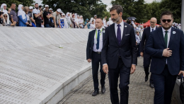 Juraj Blanár külügyminiszter Srebrenicában tisztelgett a népirtás áldozatai előtt