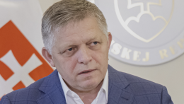 A kormány nem foglalkozik az ellenzék által beterjesztett javaslattal, amely kötelezné a kabinetet az Oroszország elleni szankciók támogatására