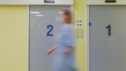 Dr. Pásztor: Nincs ingyen az egészségügy, az alkotmány szerint sem
