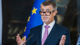 Babiš véget vetne a cseh lőszerkezdeményezésnek