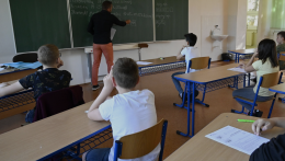 Milyen jövő vár a magyar tannyelvű alapiskolára a hálózat optimalizálása után?