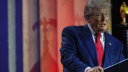 Donald Trump neve is szerepelhet az Epstein-aktákban