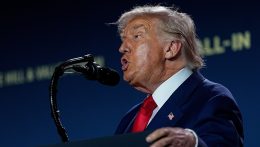 Trump most Obamát „vette elő”, hazaárulást emleget