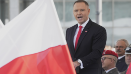 Hivatalba lépett az új lengyel államfő