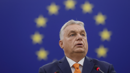 Orbán Viktor magyar miniszterelnök szerint biztonságosabbá vált a világ a Donald Trump–Vlagyimir Putyin csúcs után