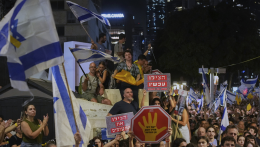 Izrael: Több ezer tüntető követelte a gázai háború befejezését