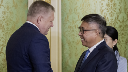 Robert Fico fogadta a Gotion InoBat Batteries társaság vezetőit