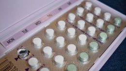 Csökken a hormonális fogamzásgátlók használata, pedig sokkal jobbak, mint az esemény utáni tabletták