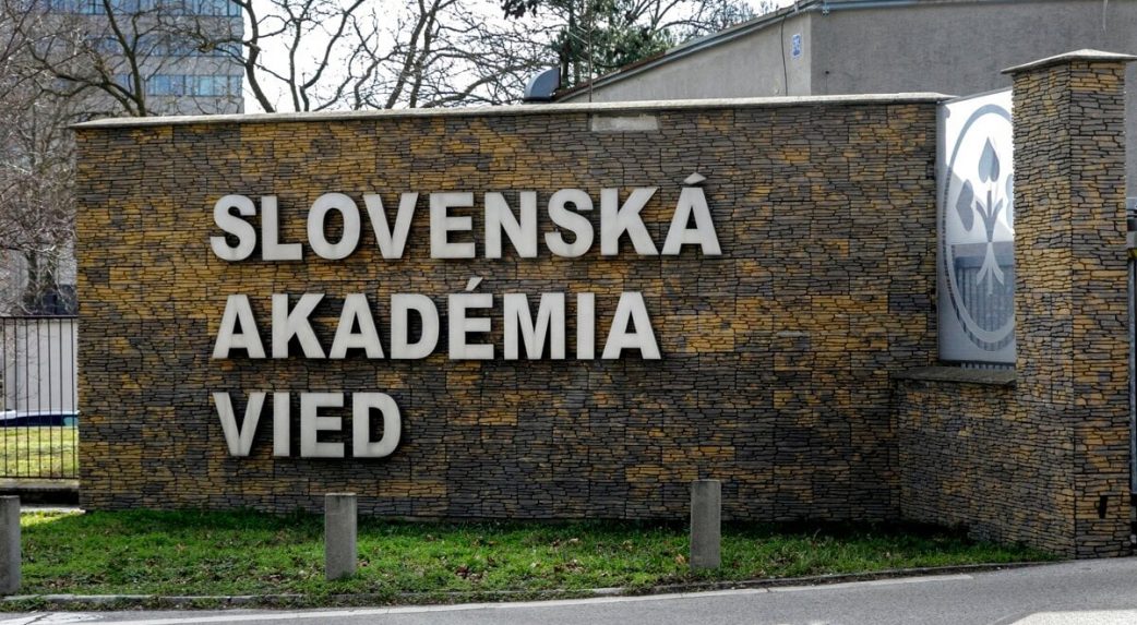 A Szlovák Tudományos Akadémia szerint biztonságosak az mRNS-vakcinák
