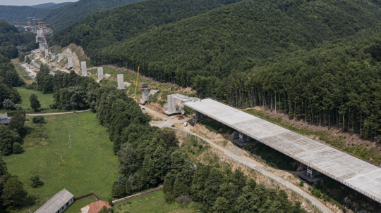 Az R2-es három új szakaszára hirdet közbeszerzést a Nemzeti Autópálya-társaság