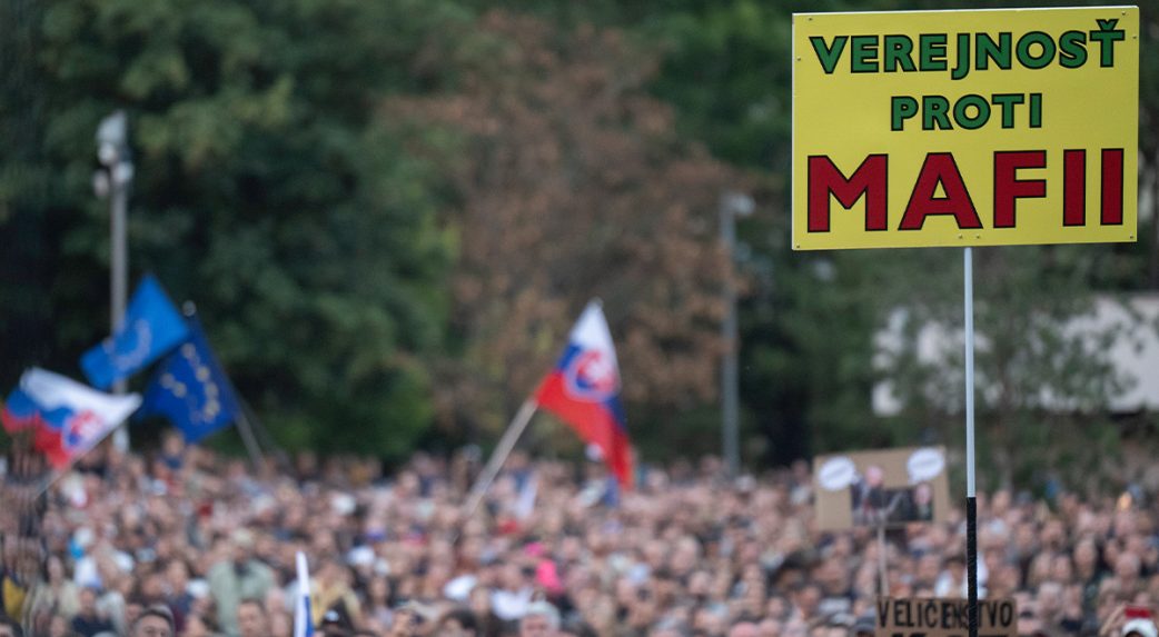 Az ország több városában is a konszolidációnak nevezett gazdasági megszorítások ellen tüntettek