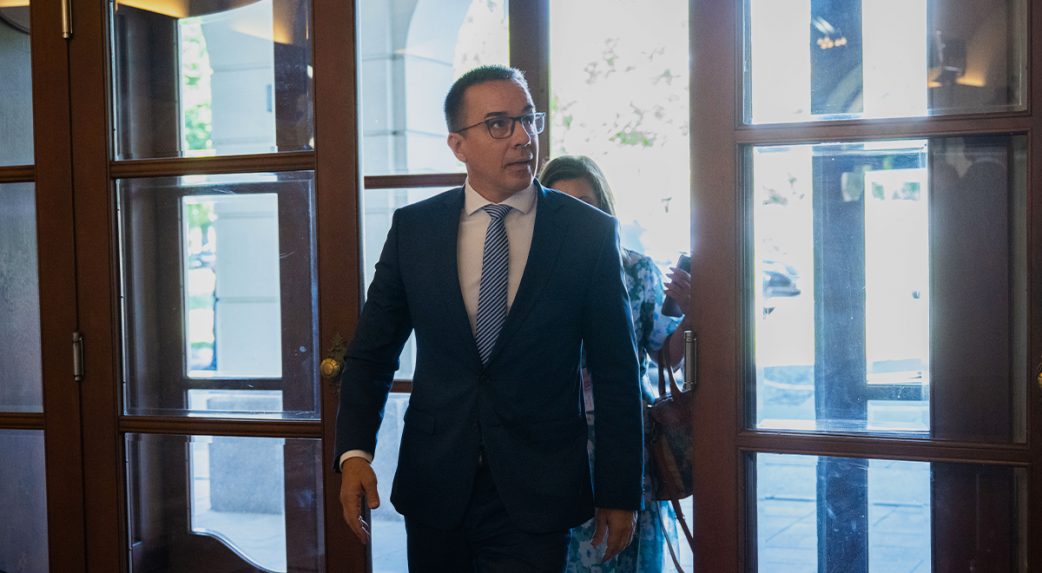 Hétfőtől életbe lépett a „munka a segély helyett” kezdeményezés