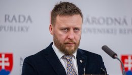 Meddig hajlandó még Robert Fico eltűrni Kotlárt?