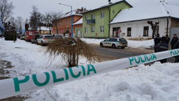 Előzetes letartóztatásban marad a gimnáziumi késes támadás gyanúsítottja
