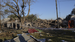 Oroszország és Ukrajna egymást bombázták hajnalban
