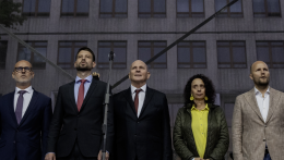 Az ellenzéki Progresszív Szlovákia kerekasztal-beszélgetést szervez a november 17-i tüntetések és egy esetleges általános sztrájk ügyében