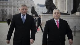 Vasárnap a Mária Valéria-hídon találkozik Orbán és Fico