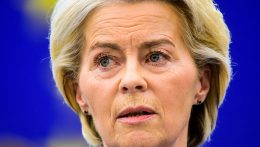 Ursula von der Leyen újabb bizalmatlansági indítványokkal néz szembe