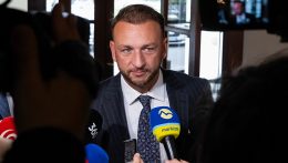 Az önkormányzatok a közbiztonság miatt aggódnak, de ismét téma a választások elnapolása is
