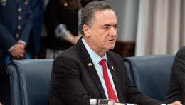 Izrael már a gázai harcok folytatásával fenyeget