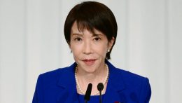 Japán új és egyben első női miniszterelnöke Szanae Takaicsi