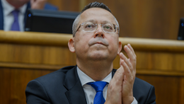 A parlament jóváhagyta a jövő évi állami költségvetést, a hiány 4,1 százalék lesz