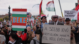 Erődemonstrációvá vált a nemzeti ünnep Budapesten