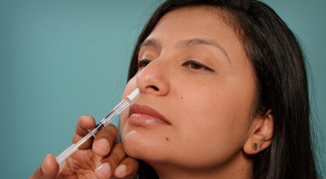 Újabb szállítmány érkezett Szlovákiába az orron át adható oltásból