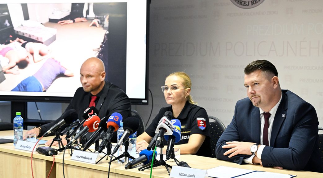 10 embert vádolt meg a rendőrség egy nemzetközi drogellenes akció során