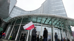 Bemutatták a lengyel médiareformot, amely depolitizálná a közmédiát