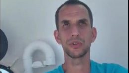 Izrael további aktivistákat deportált a Global Sumud flottillából, köztük egy szlovák állampolgárt