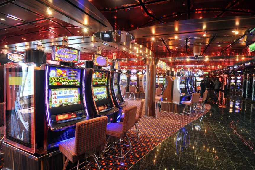 Betiltaná a Slovensko a dohányzást és az alkoholt a játéktermekben