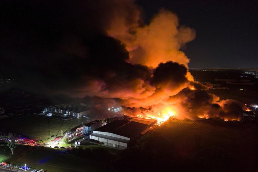 Hatalmas robbanások rázták meg Buenos Aires ipari övezetét