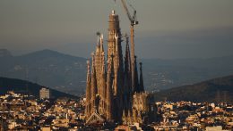 A Sagrada Familia lett a világ legmagasabb temploma