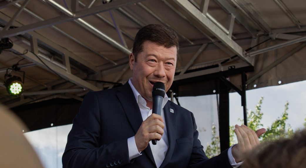 Tomio Okamura lett a cseh képviselőház új elnöke