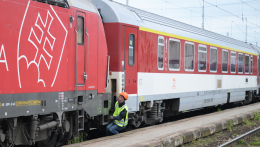 Kamerák rögzítik majd a mozdonyokban történteket és bevezetik a mozdonyvezetői kártyát