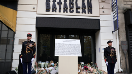 Franciaország a 10 éve történt a párizsi terrortámadásra emlékezik