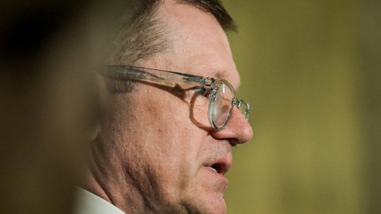 Lemond posztjáról Peter Kmec