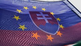 A kormány kreatív könyvelést alkalmazott, hogy megmentse a Szlovákiának járó uniós forrásokat
