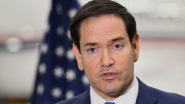 Egy évre szól a Magyarországnak adott szankciómentesség