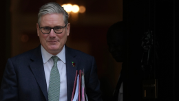 Szigorítja a szigetország migrációs politikáját a brit kormány