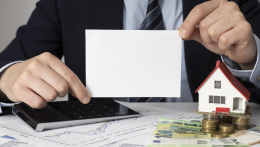 Jól élnek vezető politikusaink –  nyilvánosá vált a vagyonbevallásuk