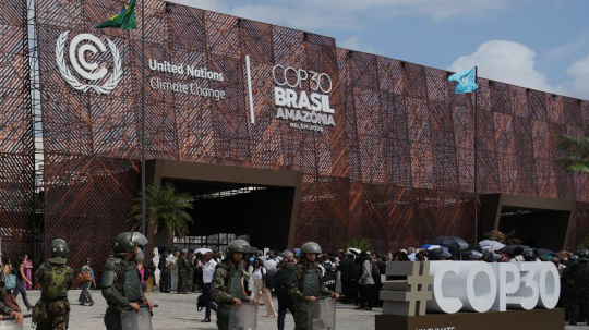 Kompromisszumos közös nyilatkozattal zárult az ENSZ klímakonferenciája